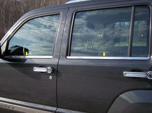 Накладки на уплотнители дверей стальные 4шт. Luxury FX для Jeep Liberty 2008-2012  